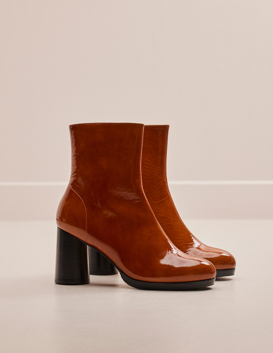 Ankle boots Serena - Cognac patent pleated leather