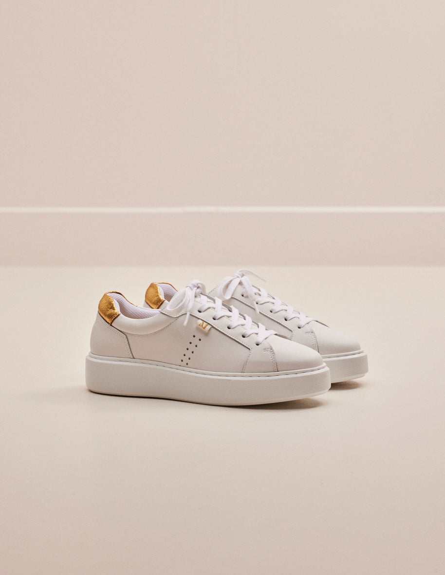 Low-top trainers Apolline - White leather and golden lamé