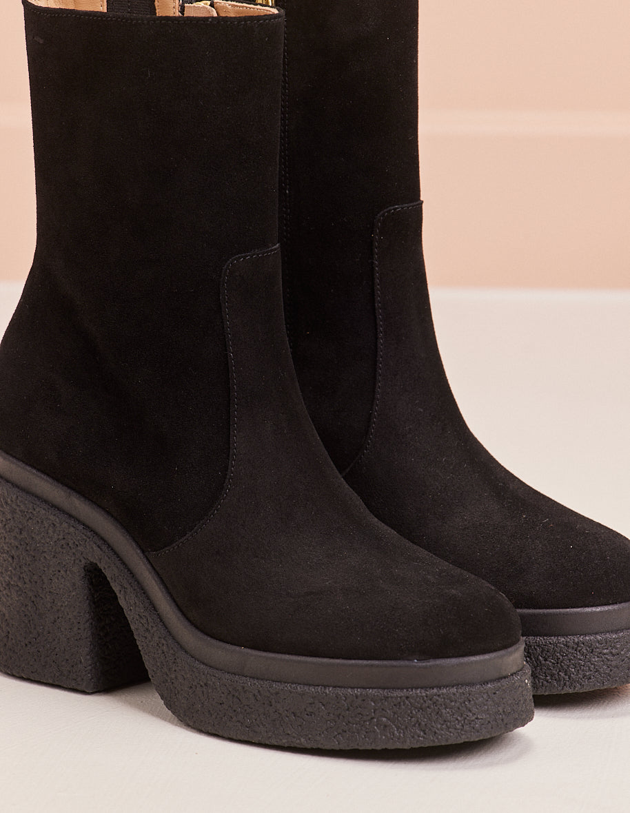 Heeled boots Claire - Black suede