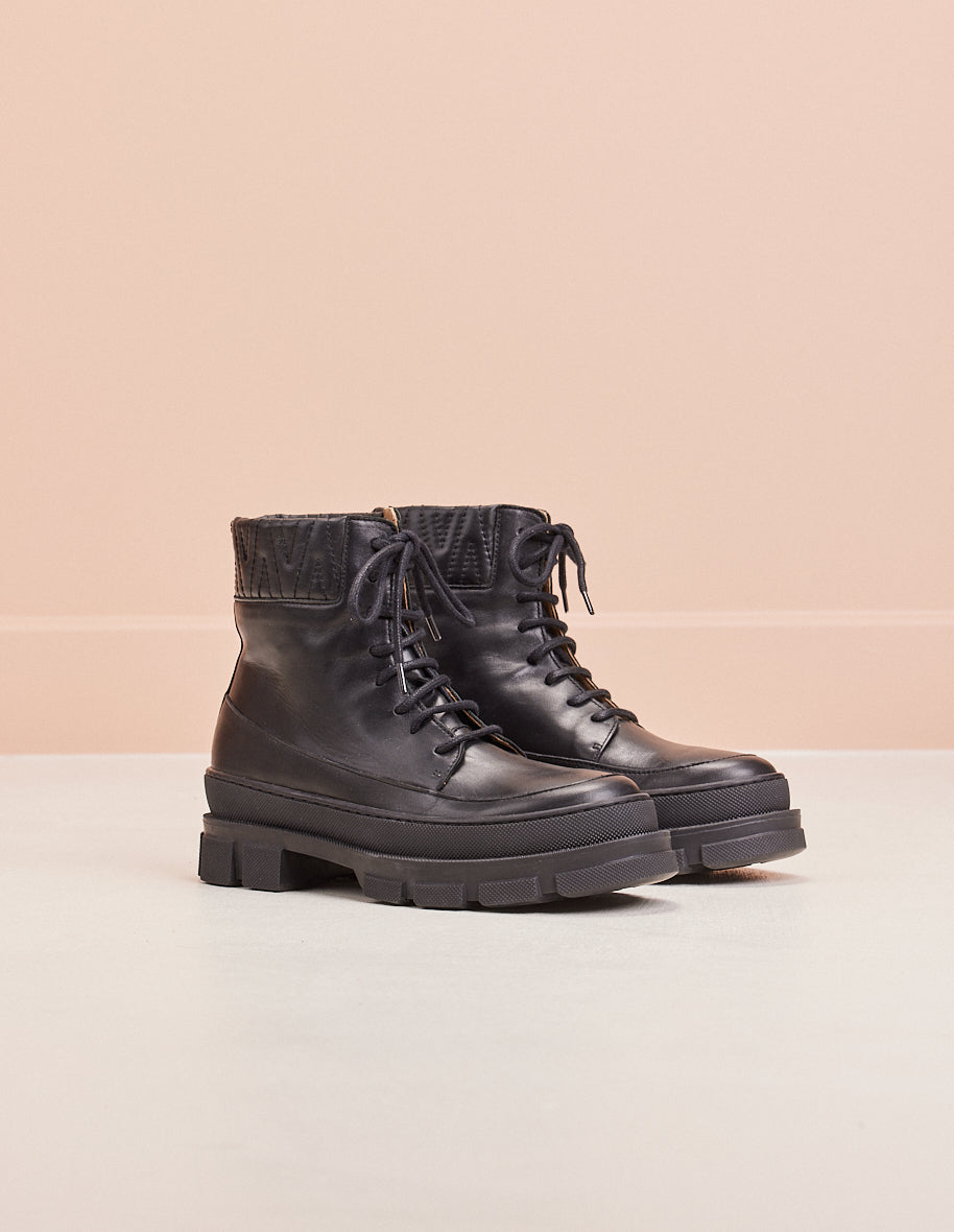 Lace-up boots Estelle - Black leather