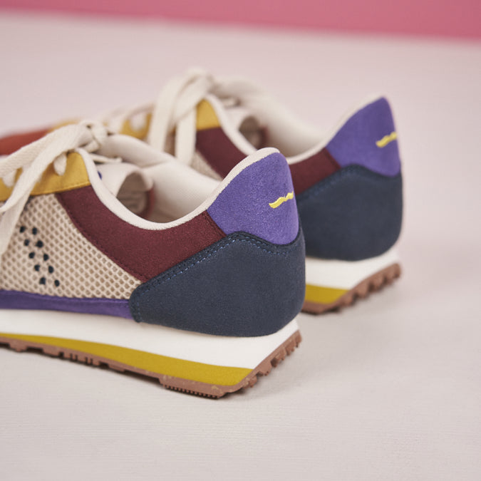 Running shoes Gabrielle - Burgundy, red brick vegan suede and mesh