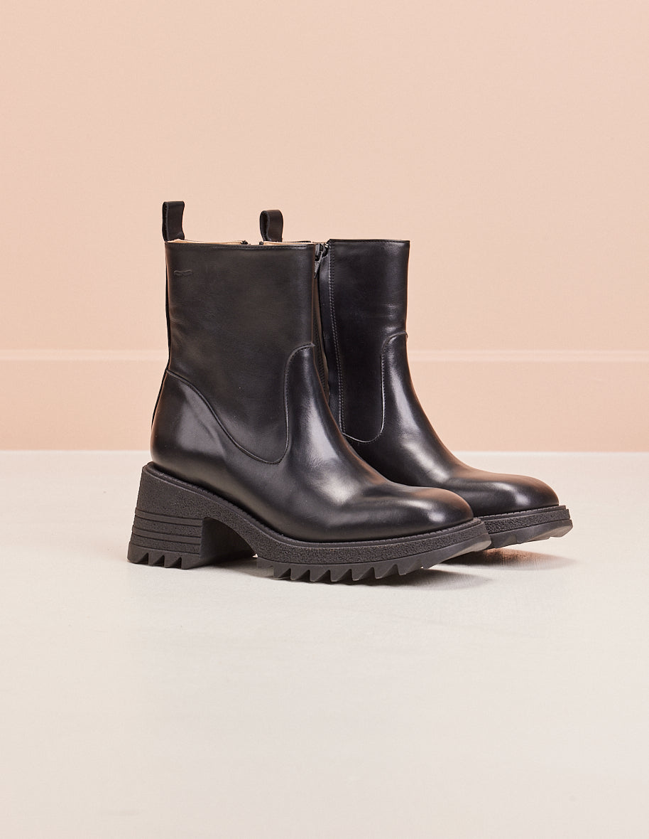 Heeled boots Ludivine - Black leather