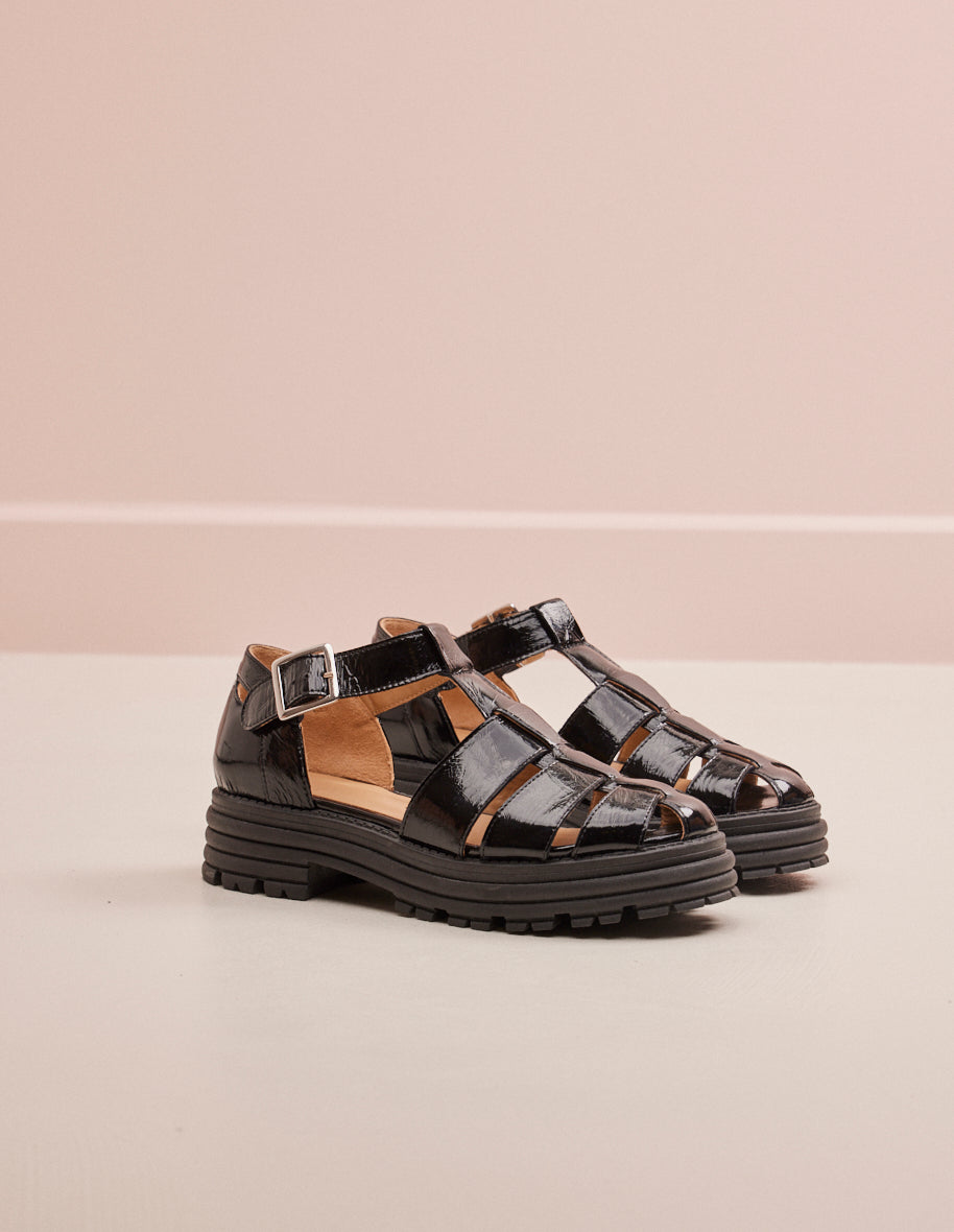 Flat sandals Tess - Black pleated leather