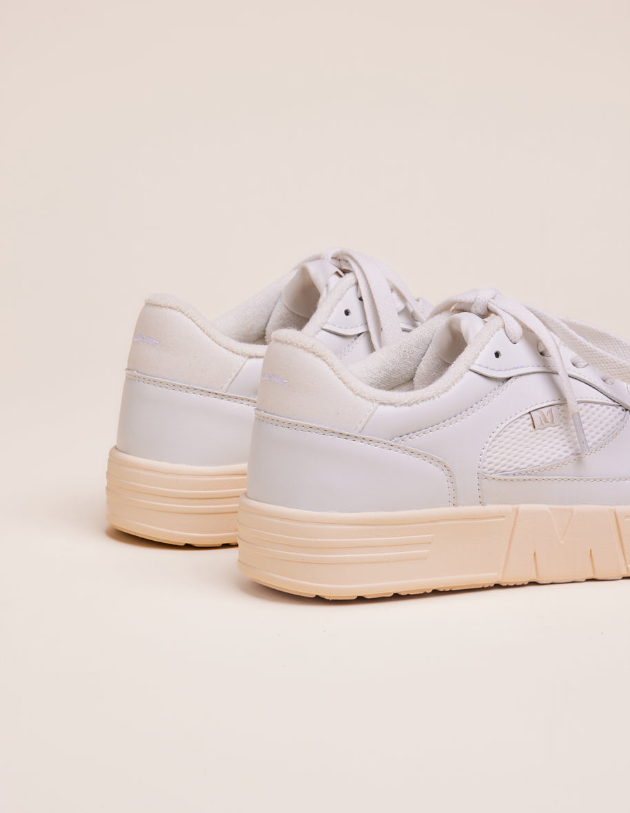 Low-top trainers Aimée - Recycled leather and white vegan suede