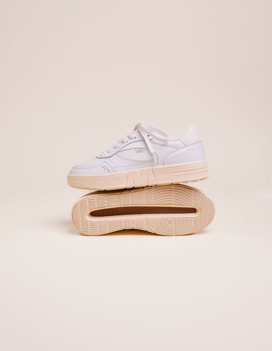 Low-top trainers Aimée - Recycled leather and white vegan suede