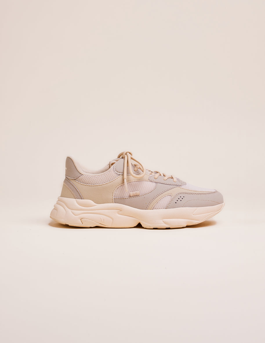 Running shoes Nathanaelle - Beige vegan suede and mesh