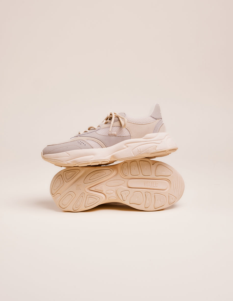 Running shoes Nathanaelle - Beige vegan suede and mesh