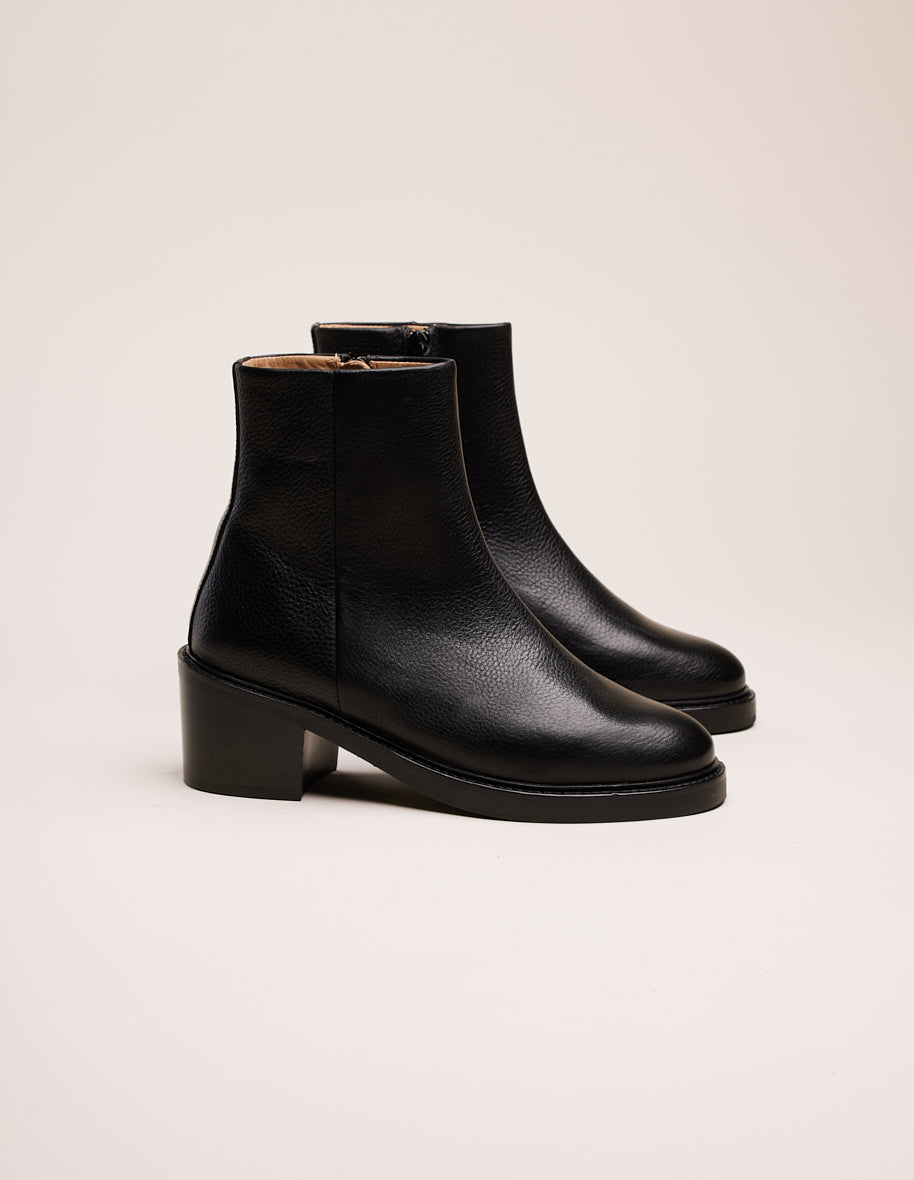 Heeled boots Véronique - Black grained leather