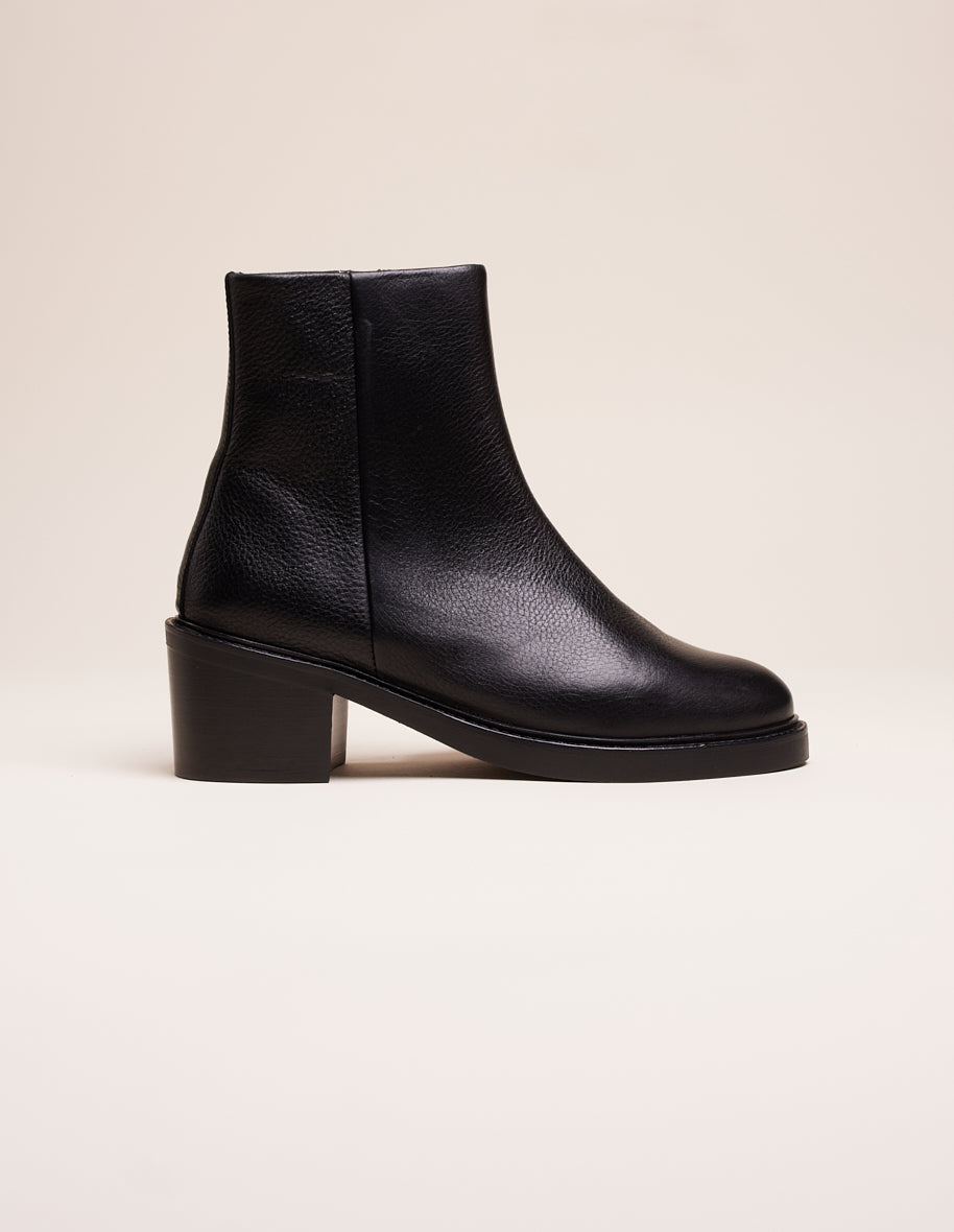 Heeled boots Véronique - Black grained leather