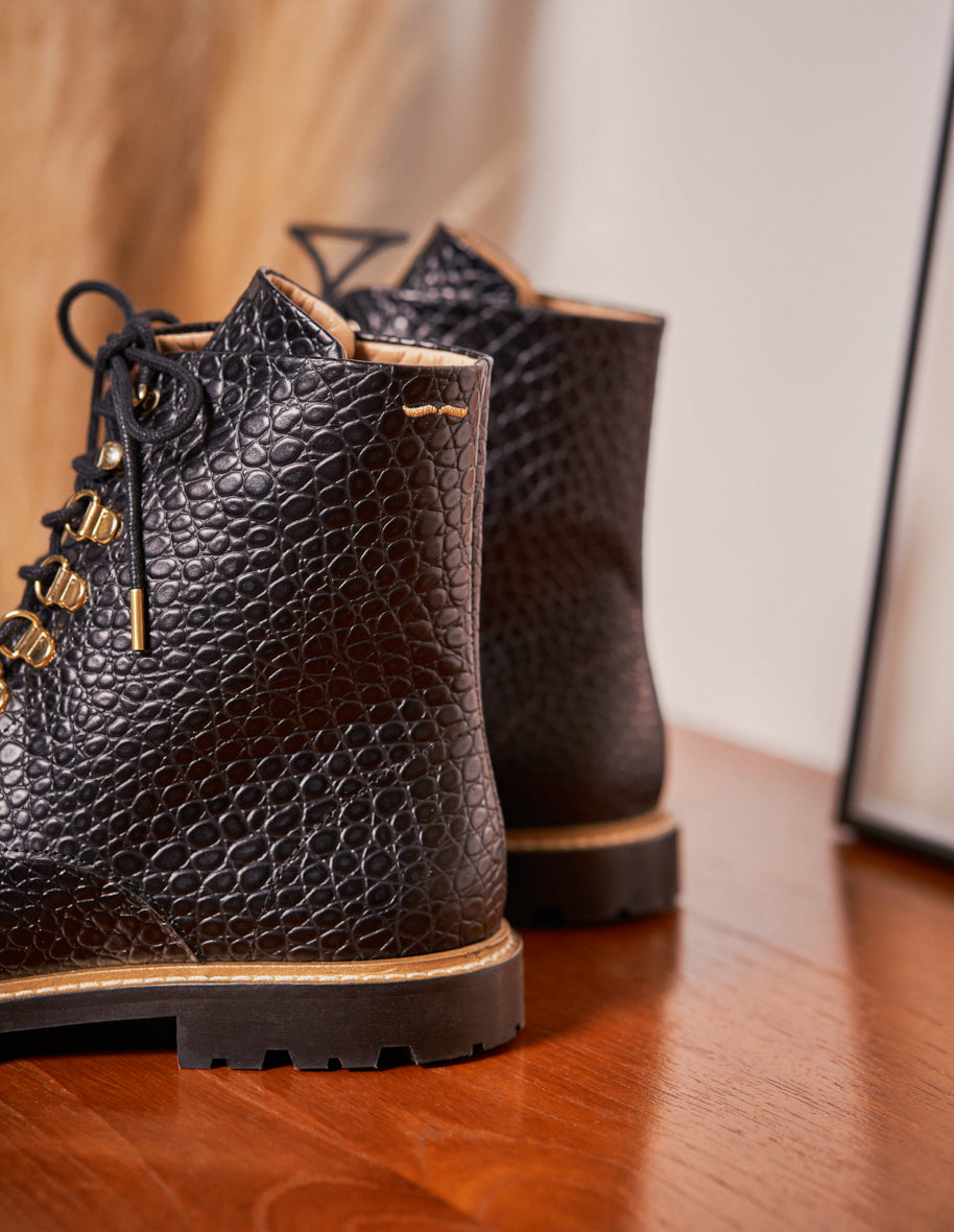 Ankle boots Alix - Croco black leather