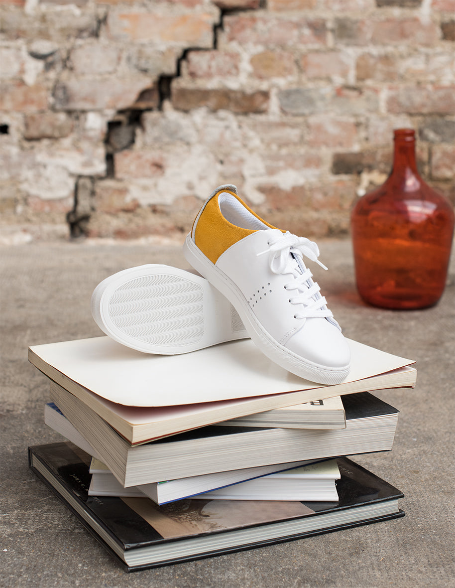 Low-top trainers Renée - White leather and suede mustard VP
