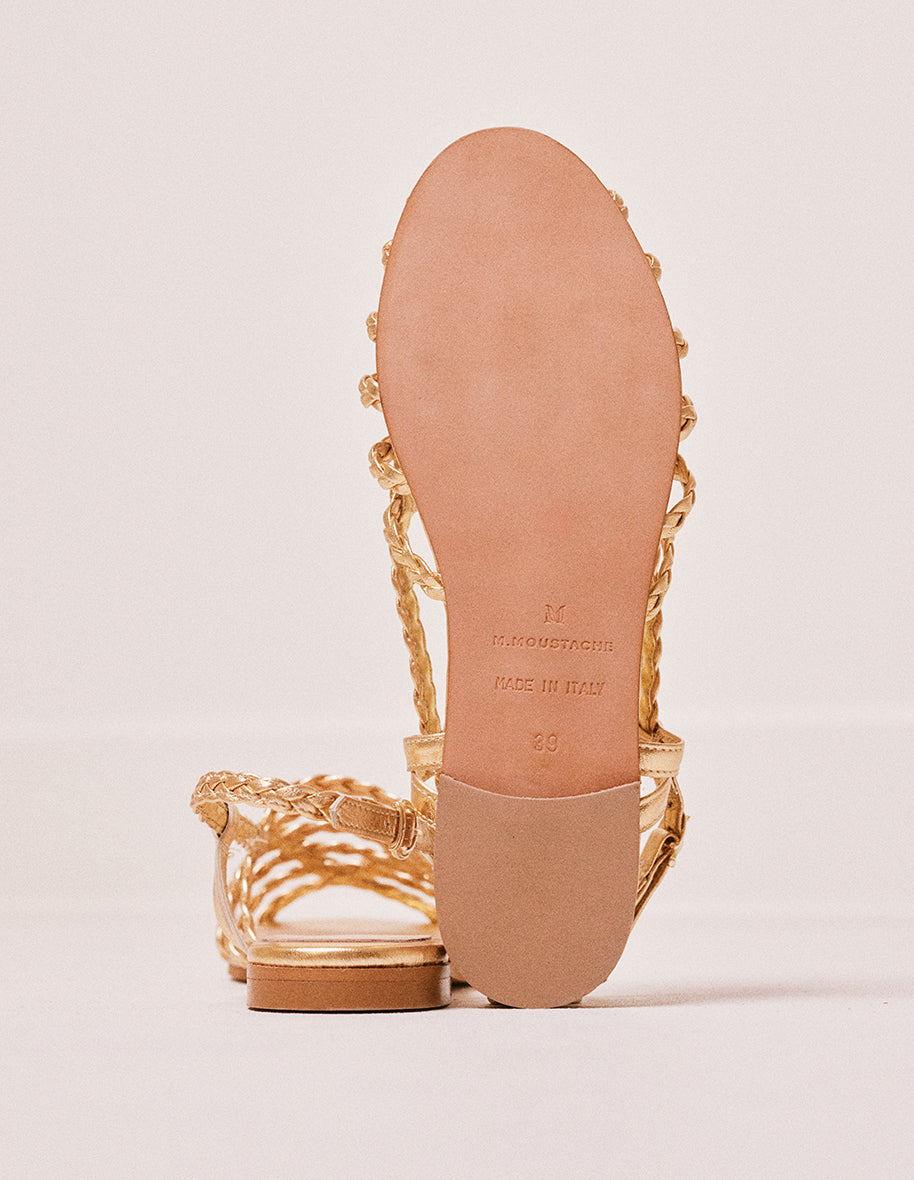 Sandale plate en cuir doré Eva - M.Moustache