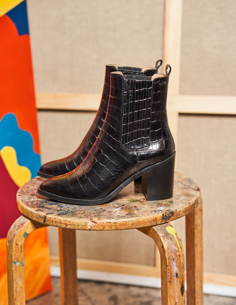 Heeled boots Manon - Black Croco XL leather