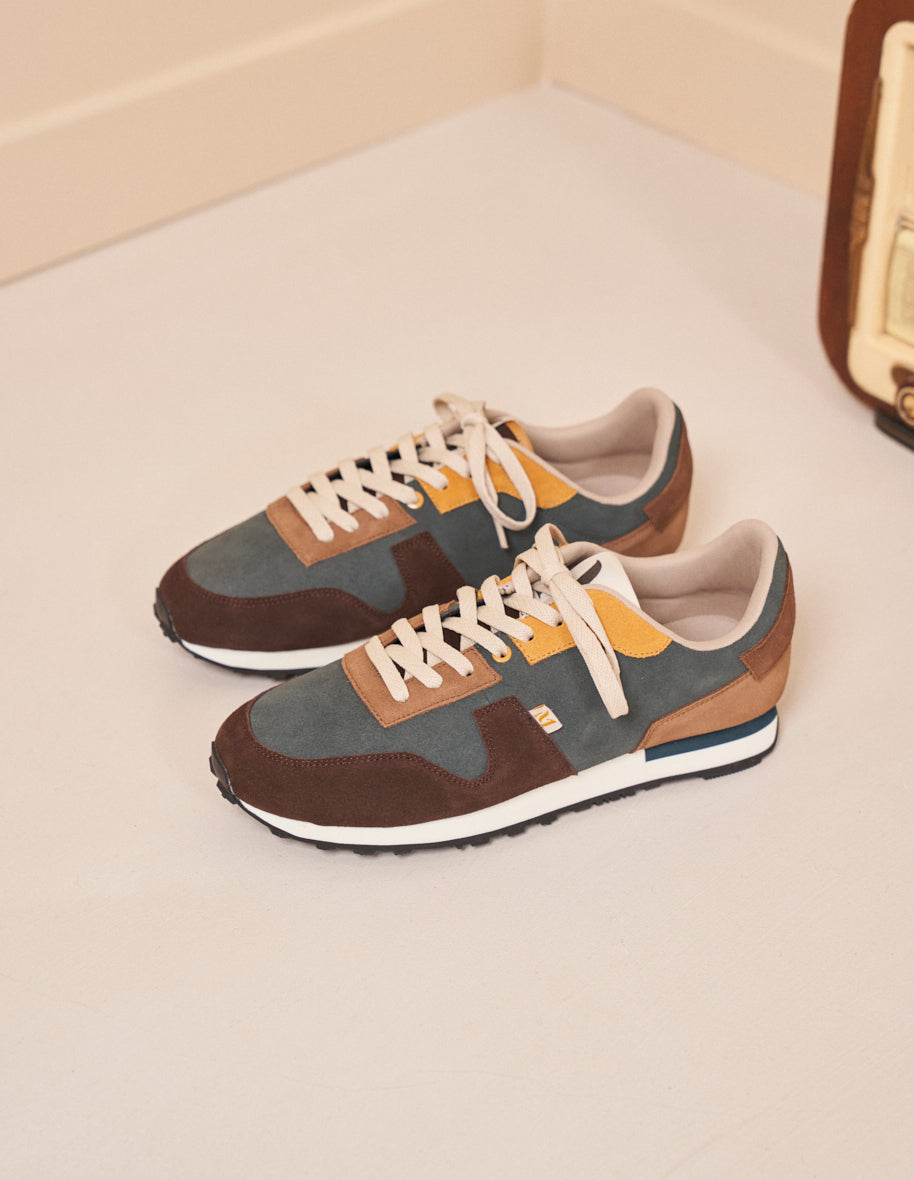 Running shoes Sacha H - Chocolate, pine & taupe vegan suede