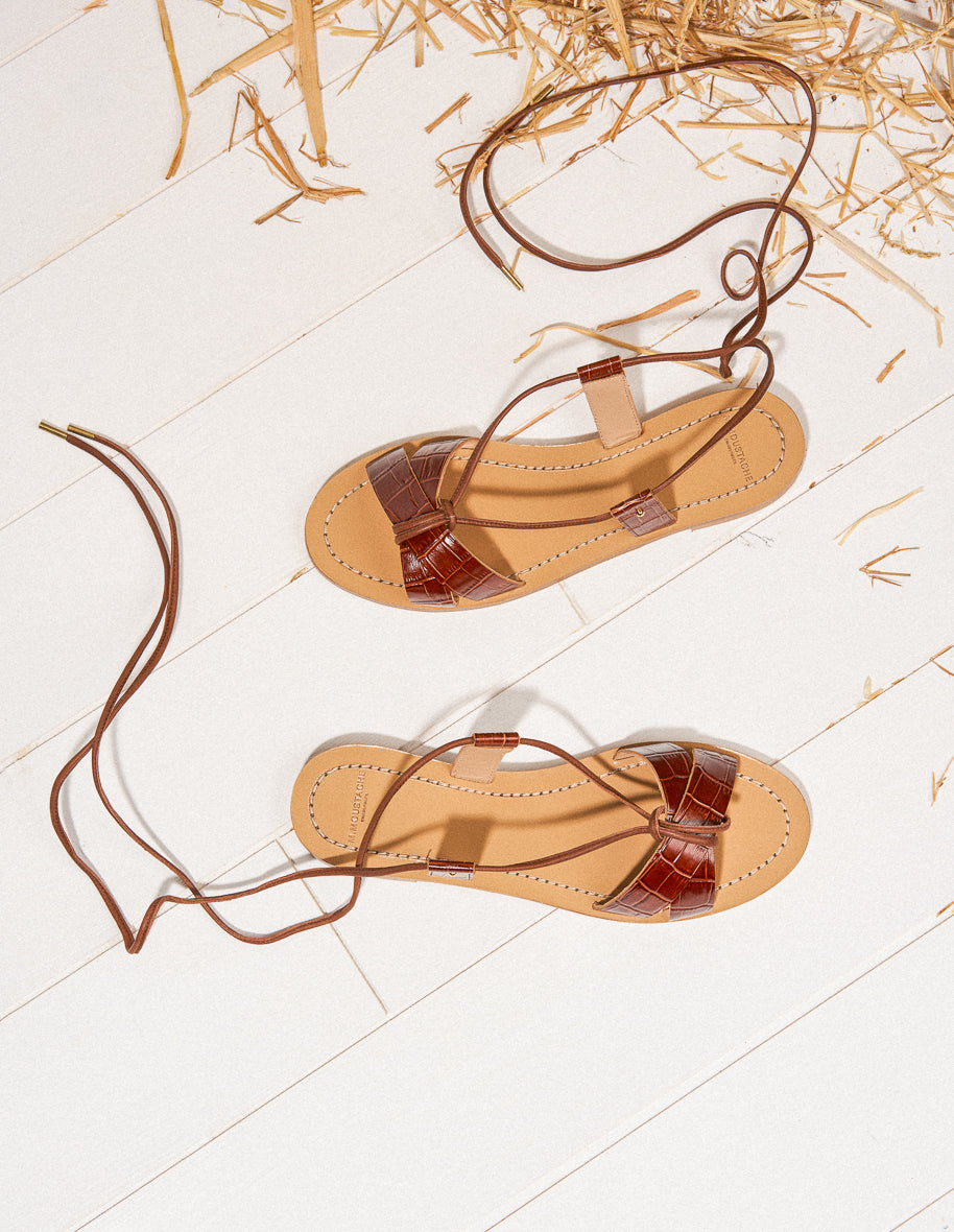 Sandales plates Zoé - Cuir croco marron